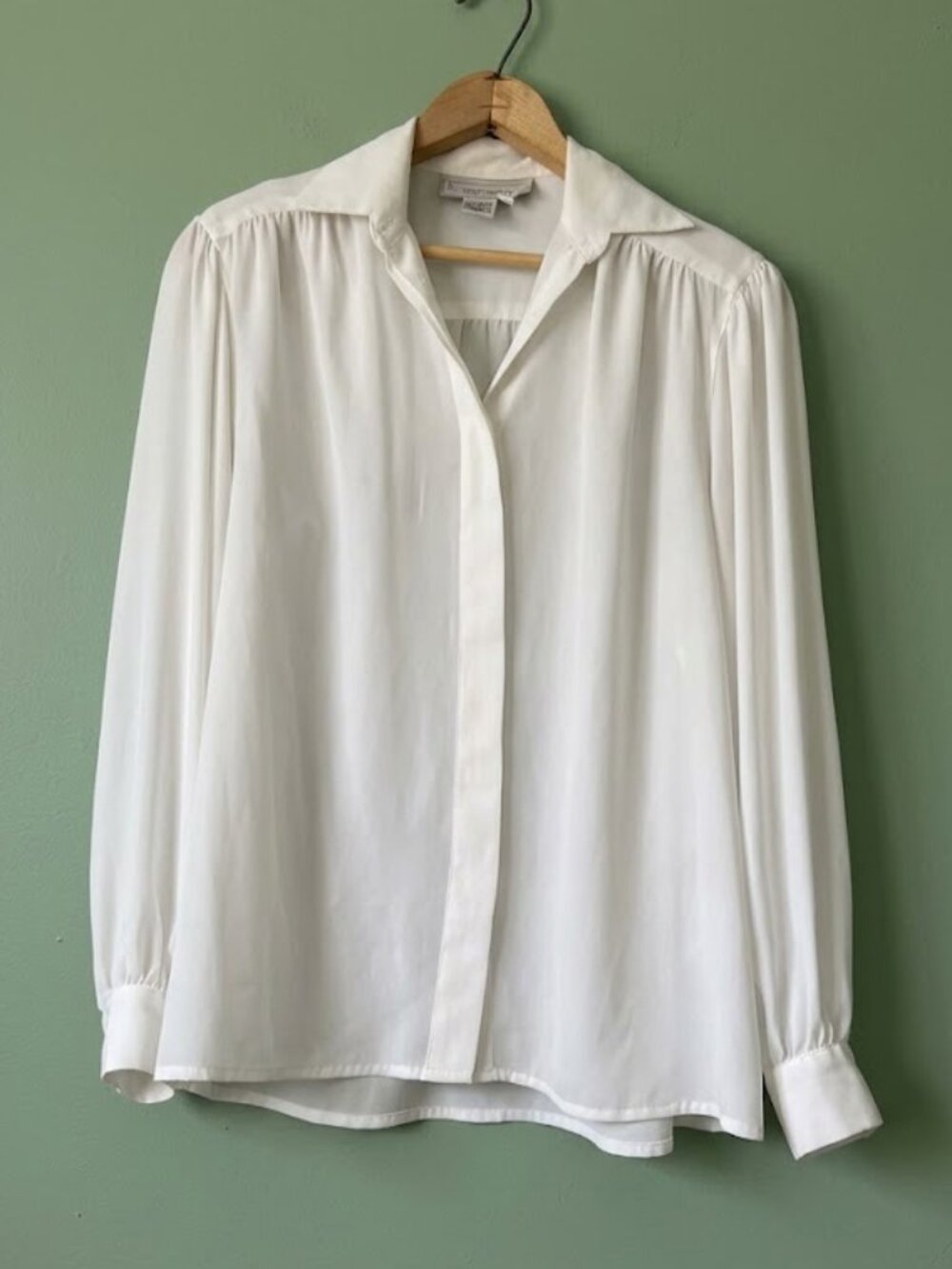 Vintage 80s Evan-Picone Ivory Blouse Size 4 | Power Dressing Academia Preppy